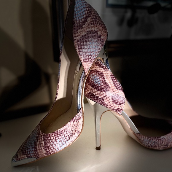 MARCIANO STILETTOS IN PYTHON PRINT - LIKE NEW - Picture 13 of 16